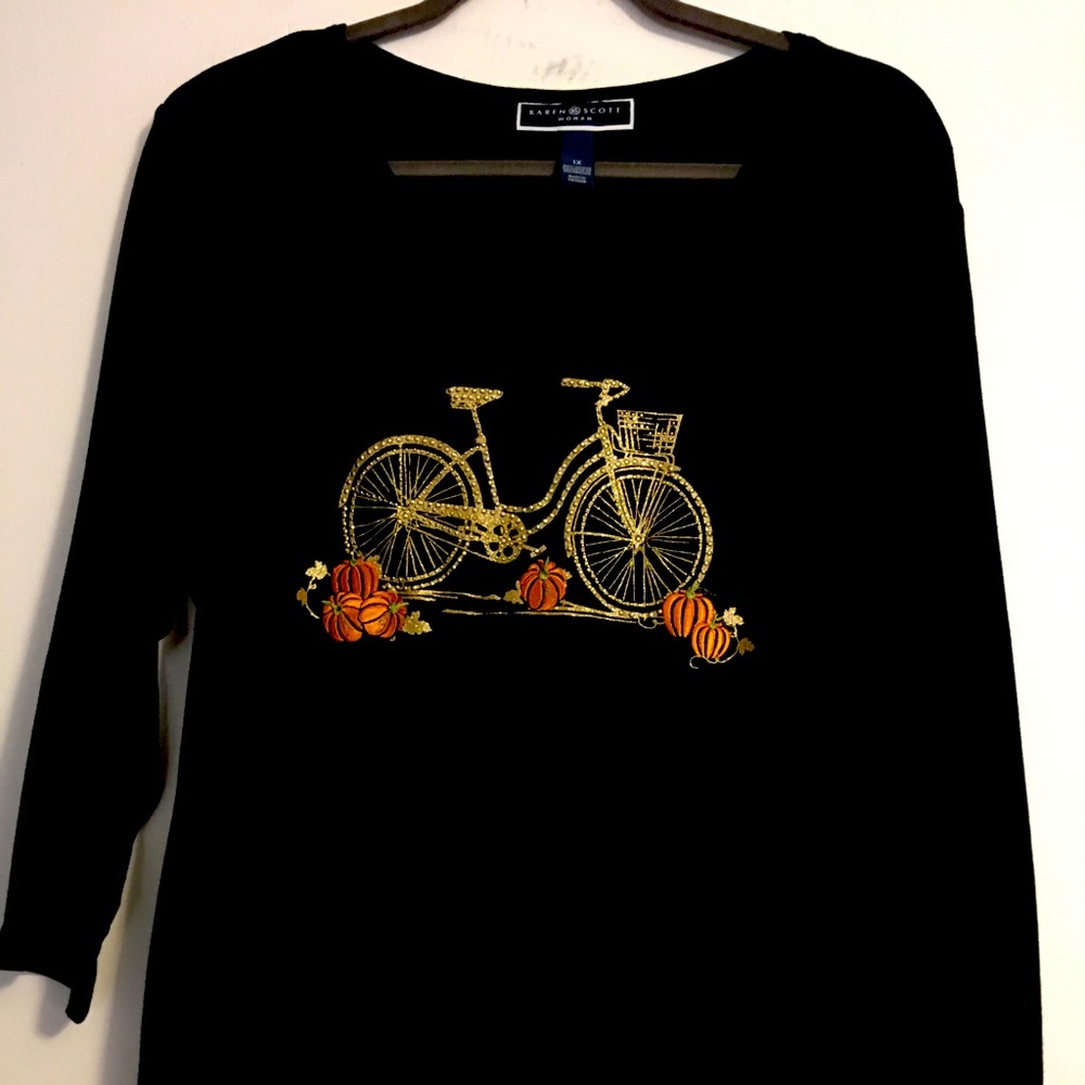 NWT-Karen Scott Woman long sleeve Fall shirt with bicycle and pumpkins.